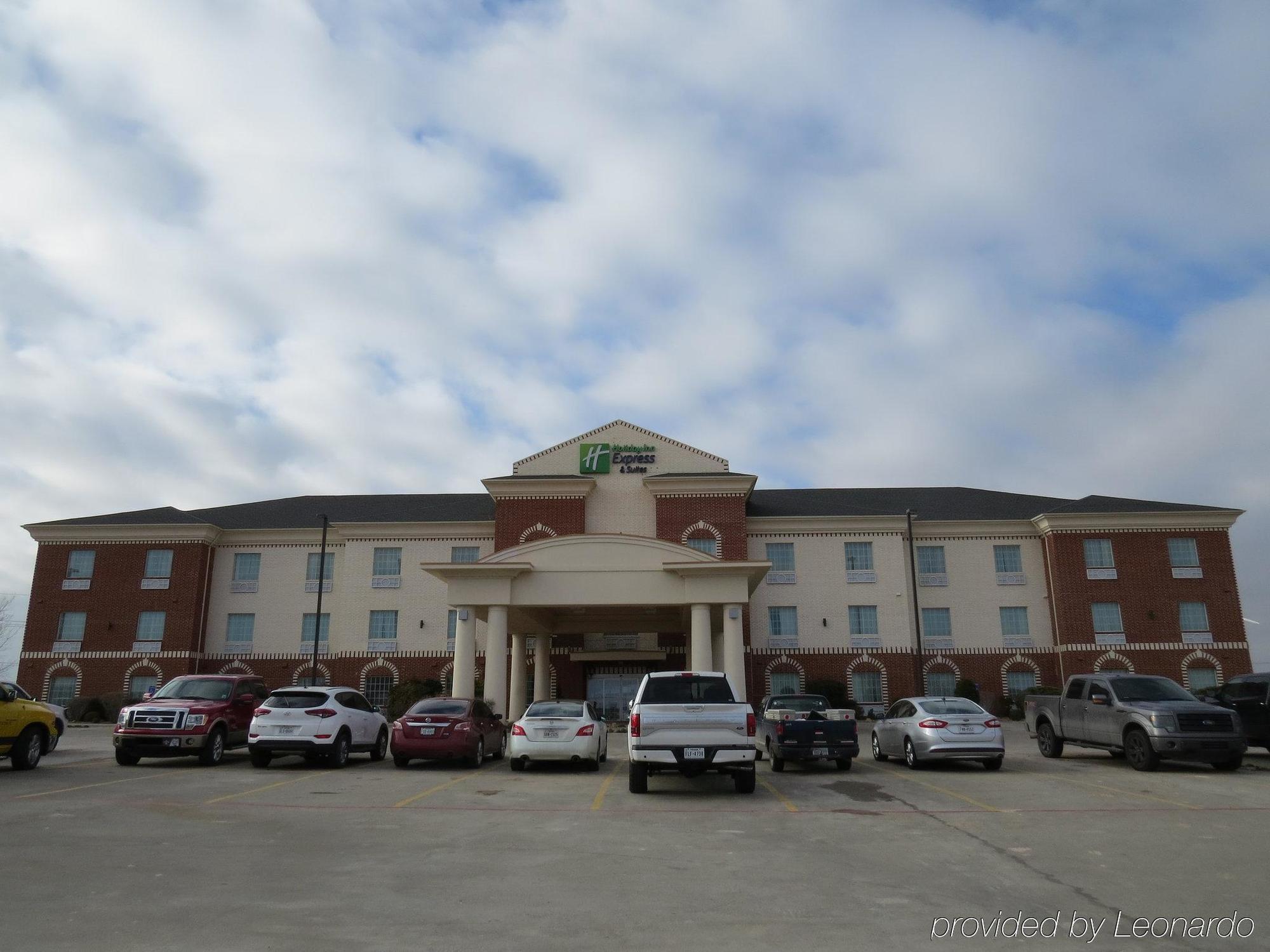 Holiday Inn Express Hotel & Suites Pampa By Ihg Eksteriør billede