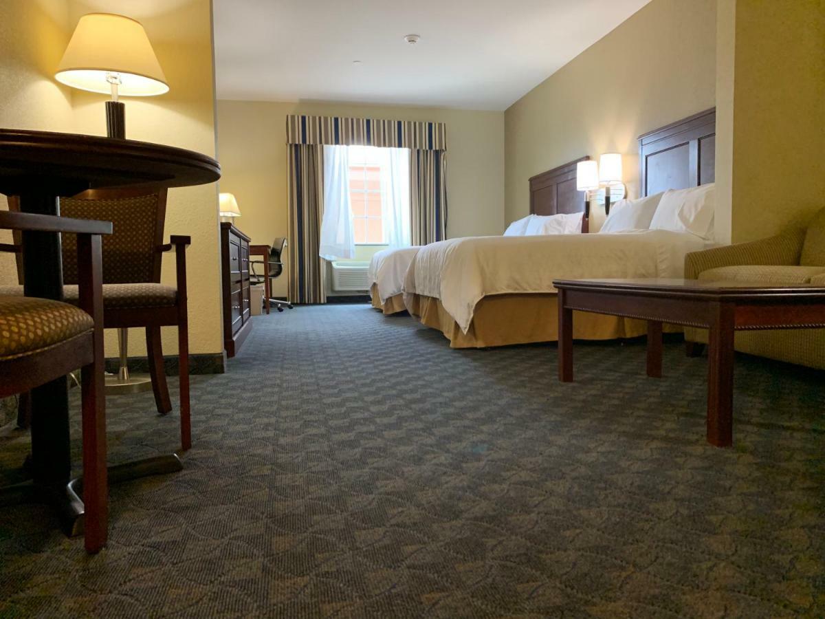 Holiday Inn Express Hotel & Suites Pampa By Ihg Eksteriør billede