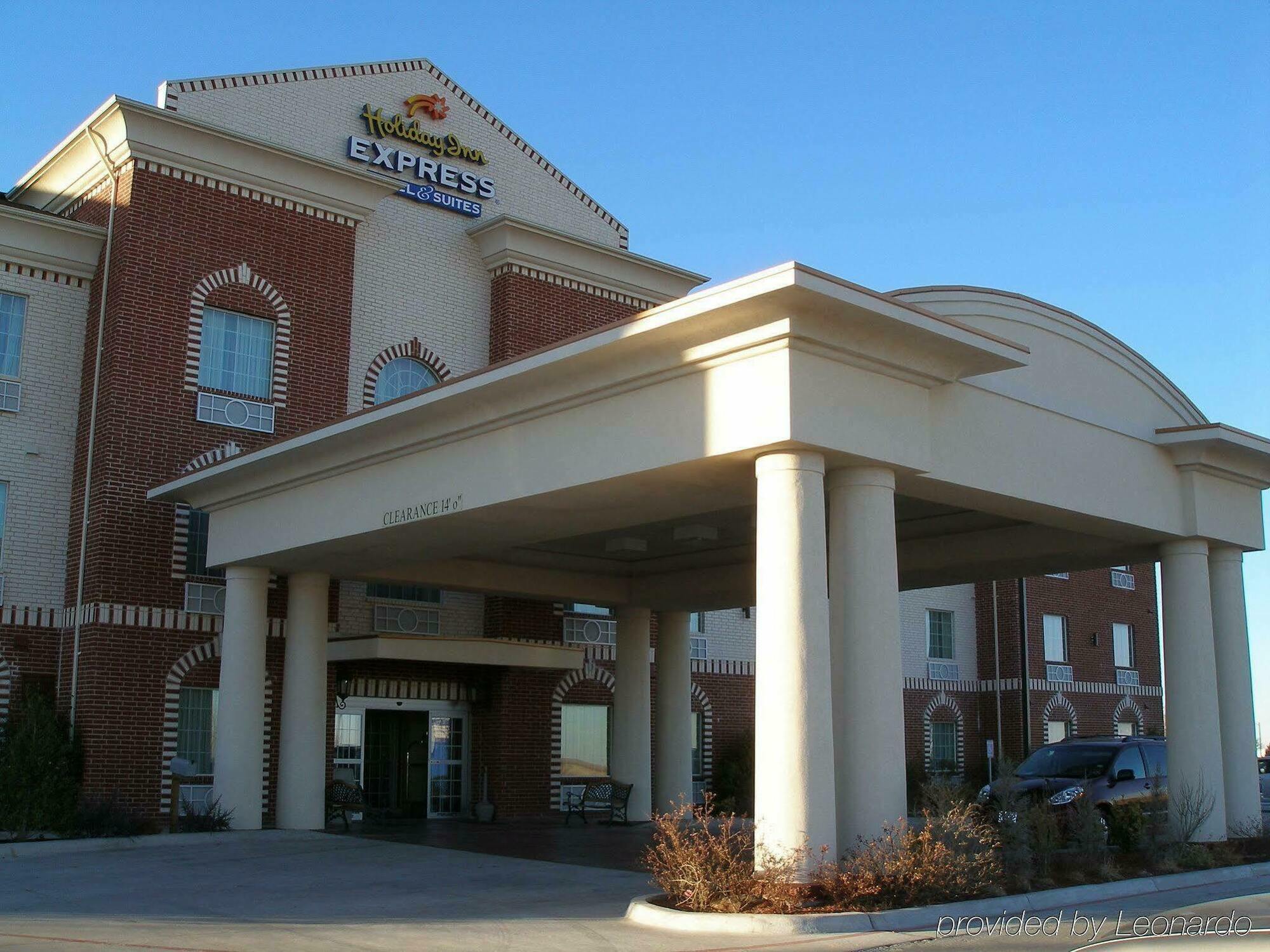 Holiday Inn Express Hotel & Suites Pampa By Ihg Eksteriør billede
