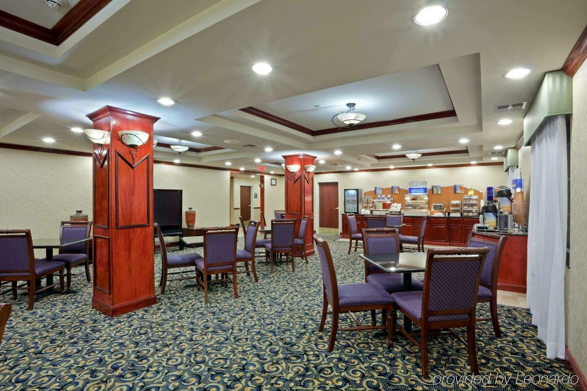 Holiday Inn Express Hotel & Suites Pampa By Ihg Eksteriør billede