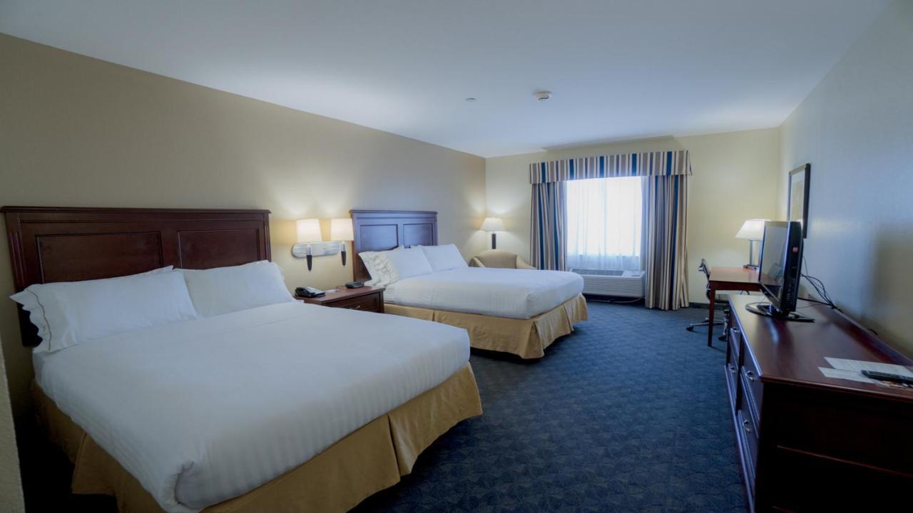 Holiday Inn Express Hotel & Suites Pampa By Ihg Eksteriør billede