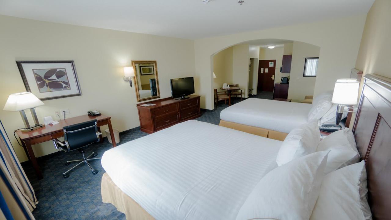 Holiday Inn Express Hotel & Suites Pampa By Ihg Eksteriør billede
