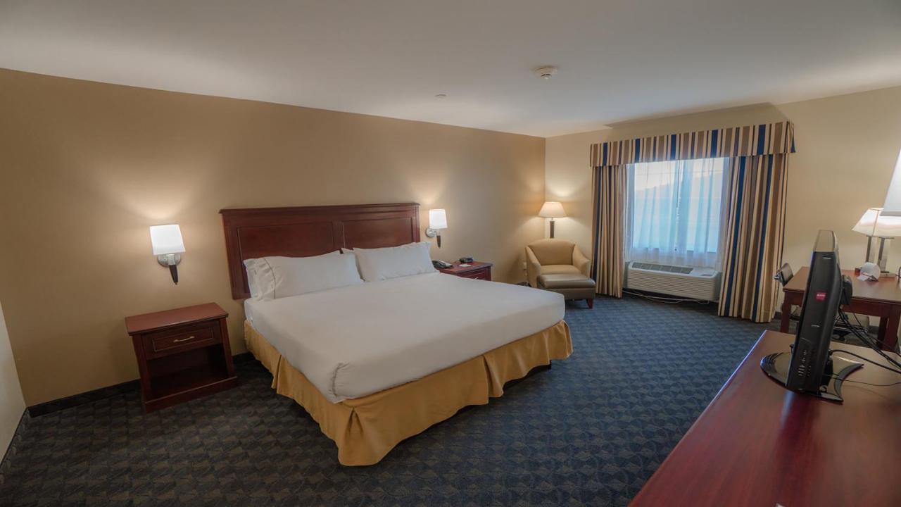 Holiday Inn Express Hotel & Suites Pampa By Ihg Eksteriør billede